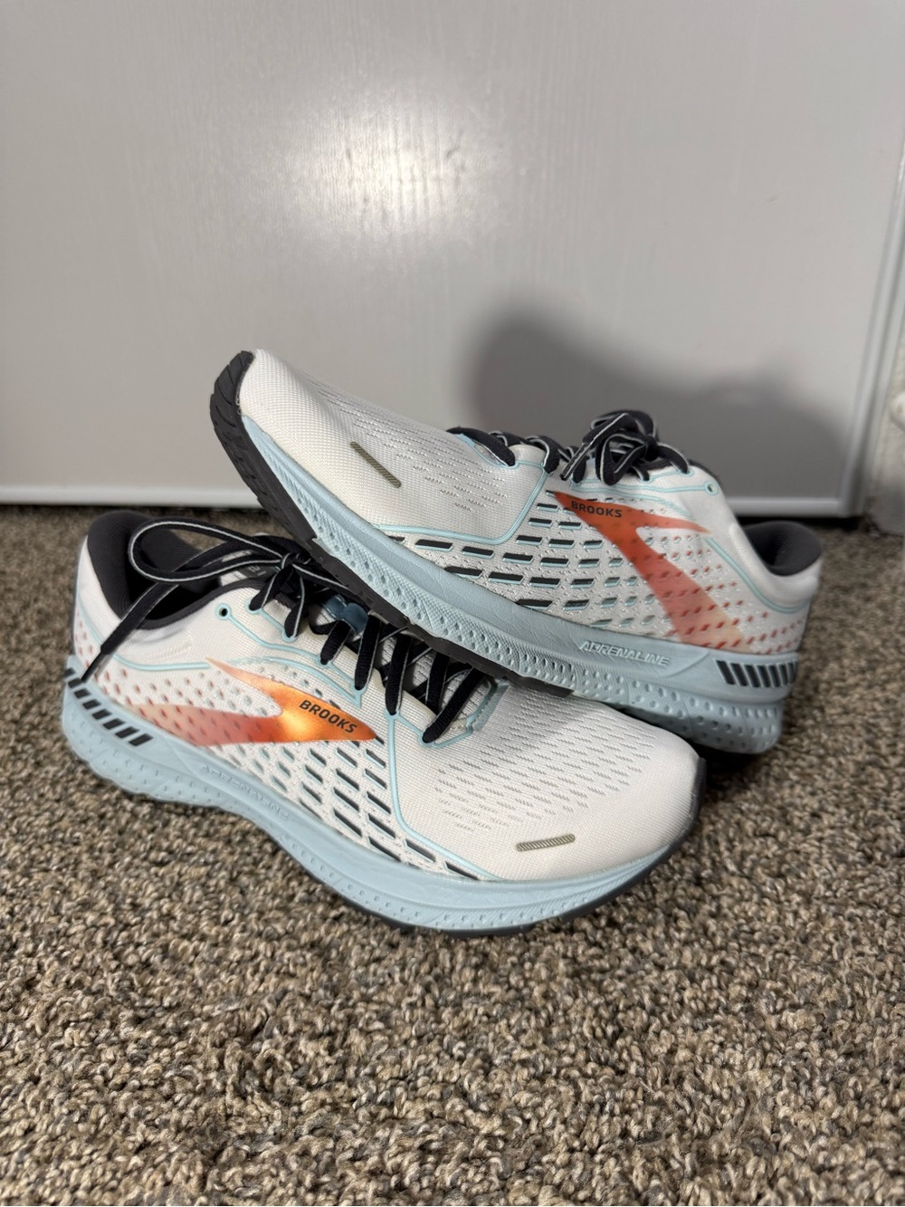 Brooks adrenaline 21 Running Shoes with Light Blue Midsole and Orange